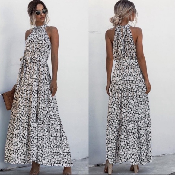 Boho floral halter maxi dress - Picture 6 of 10
